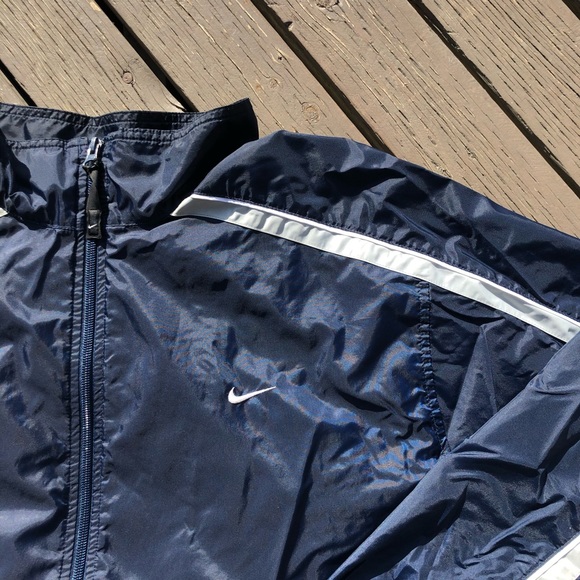 2000’s Nike Windbreaker - Picture 2 of 4